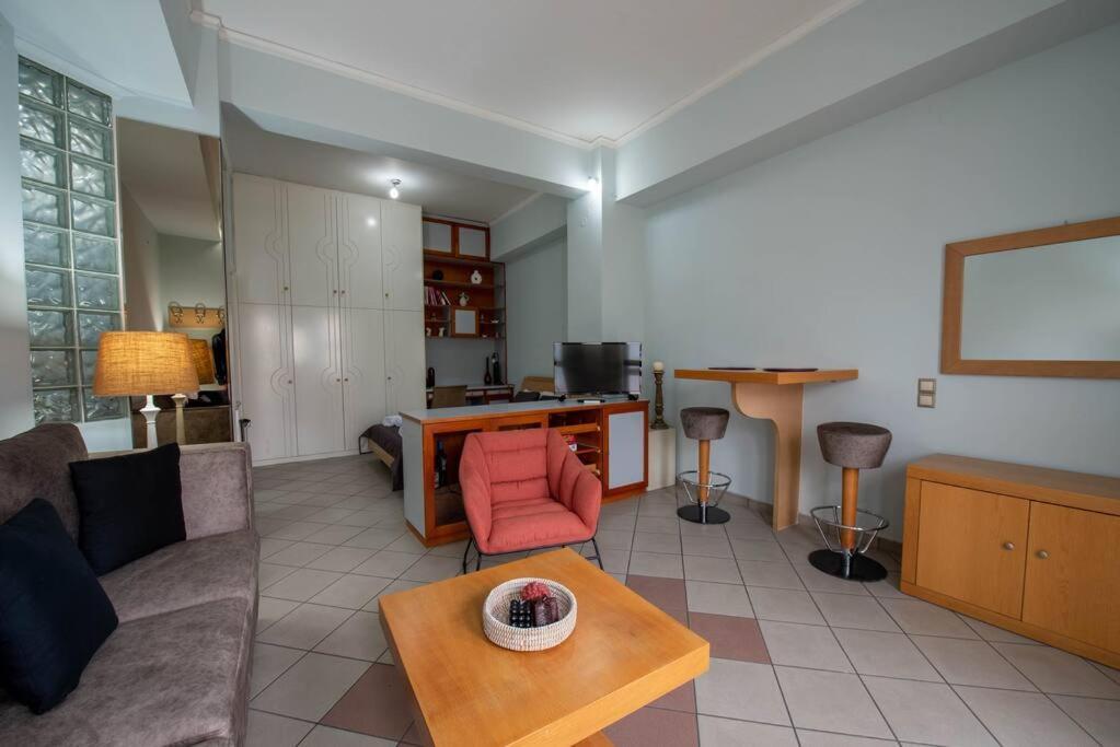 Art Of Urban Hospitality! Apartment Mytilene Exterior photo